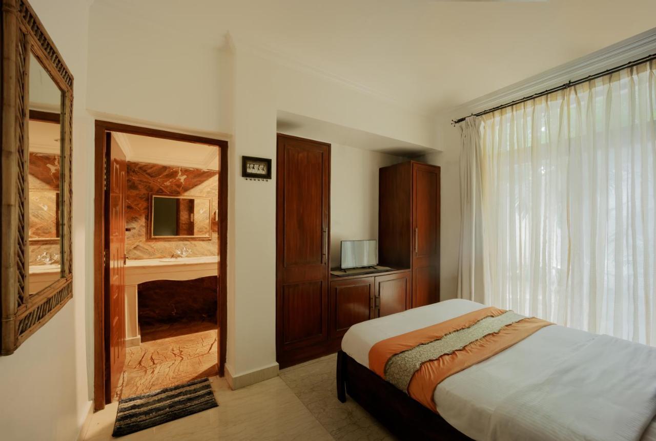 Ocean Suite Goa Dona Paula Eksteriør billede